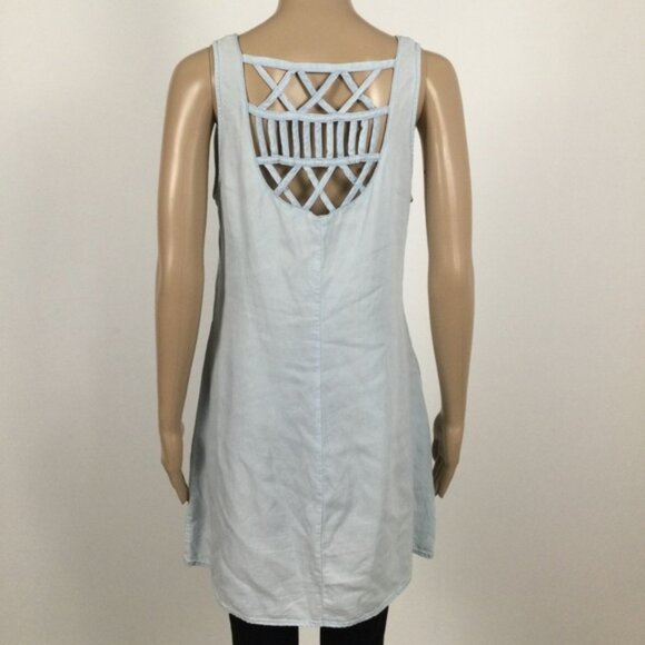 👛 2/20 WANT AND NEED Lattice Back Shift Dress - Picture 1 of 8